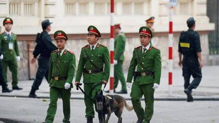 越南社区警局发生枪击案，嫌疑人死亡的原因是什么？