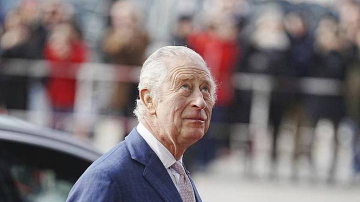 英国首批国王护照将于本周公布，你喜欢这批护照吗？