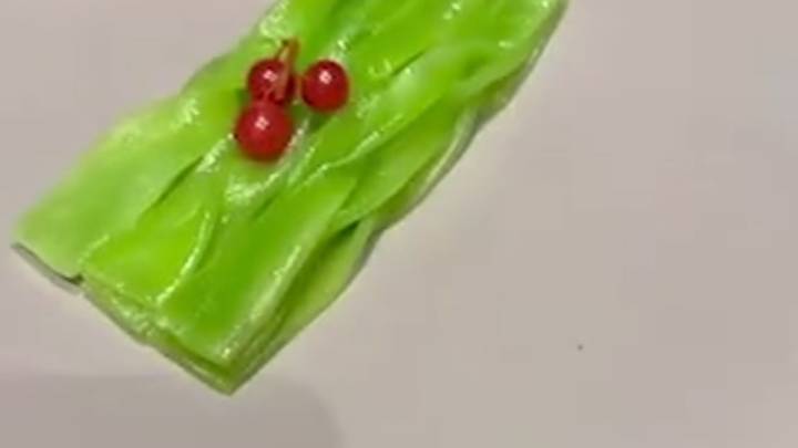 外滩一餐厅6片莴笋卖98元，你觉得贵吗？