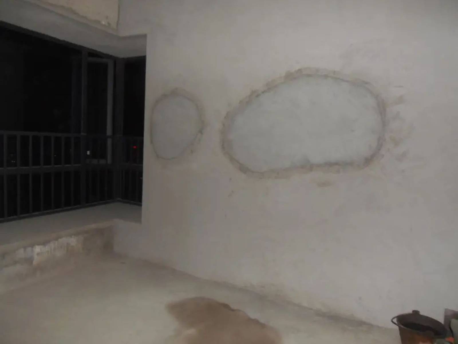 墙面空鼓，开裂，掉白灰，这是为什么呢？装修师傅说得太对了