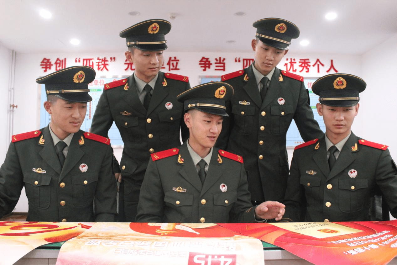 国际安防学院院长韾阳与北京武警总队官兵开展全民国家安全日活动