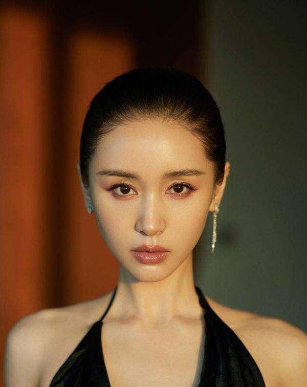 王子文是魔鬼吧直接素颜演大女主看剧照你不羡慕