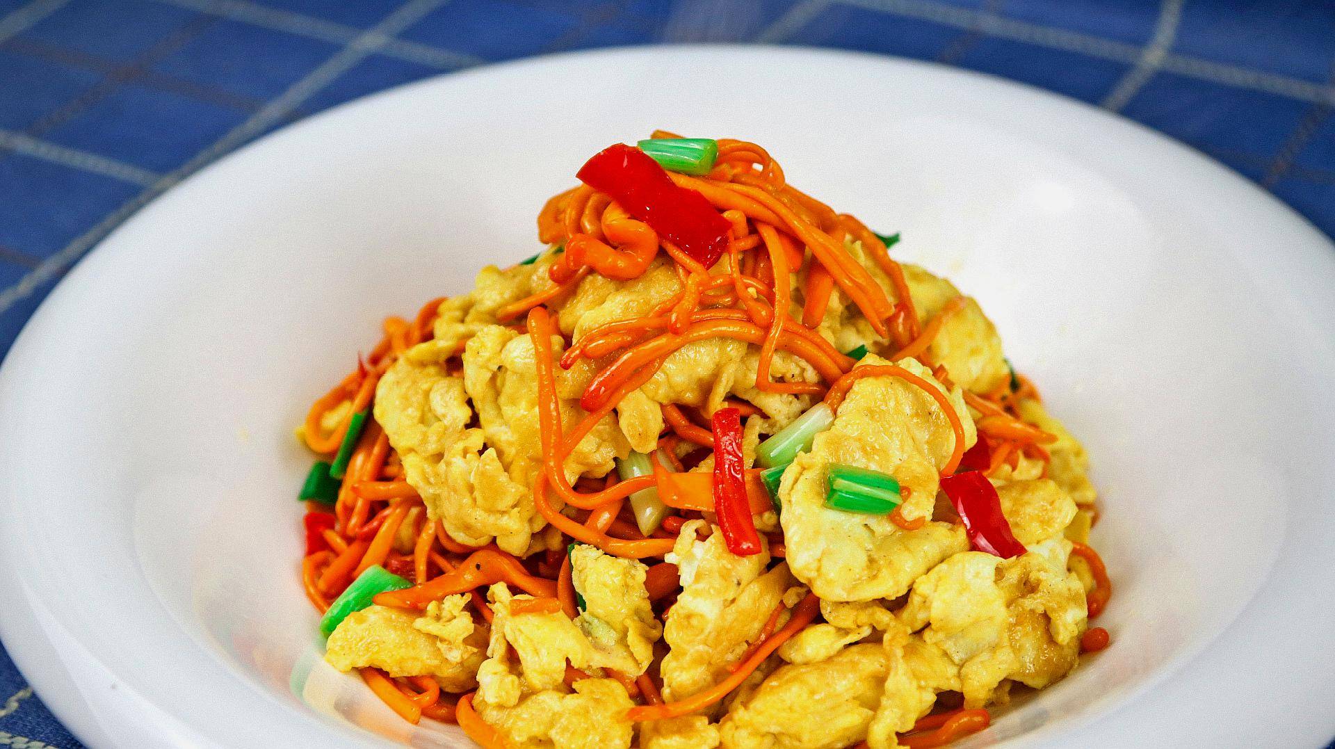 除了炖汤,虫草花还能这样吃,鲜香又养颜,女士们不妨多吃