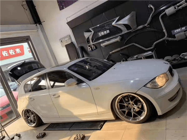 宝马e87改装airbft气动避震姿态低趴改装方案李洋推荐