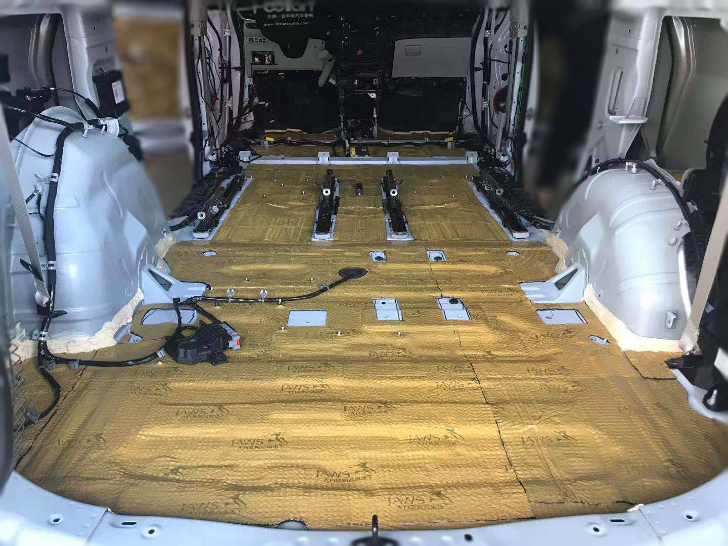 别克gl8汽车隔音改装大白鲨 安静的驾乘体验