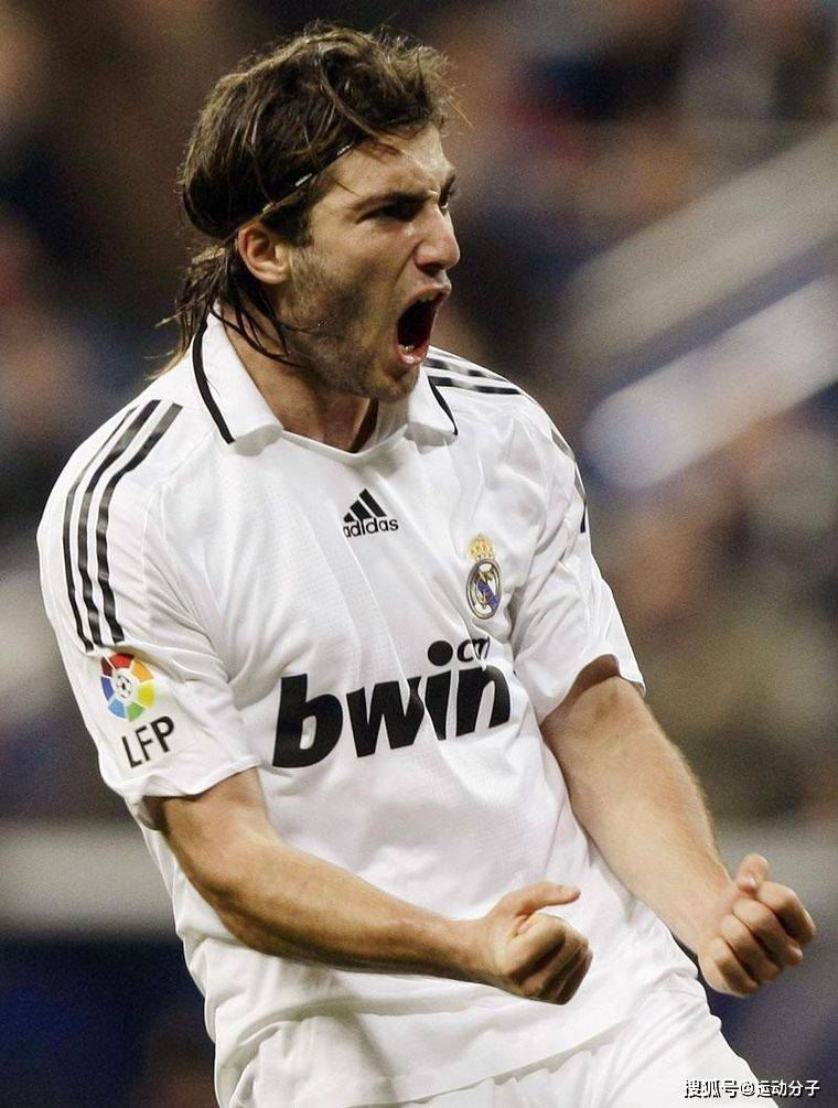 冈萨洛·伊瓜因:曾经绿茵场的小鲜肉,如今33岁就颜值彻底坍塌成了