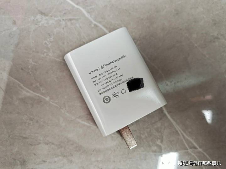 旗舰|配置全面升级 55W闪充加持 iQOO Z3打造千元5G旗舰新标杆