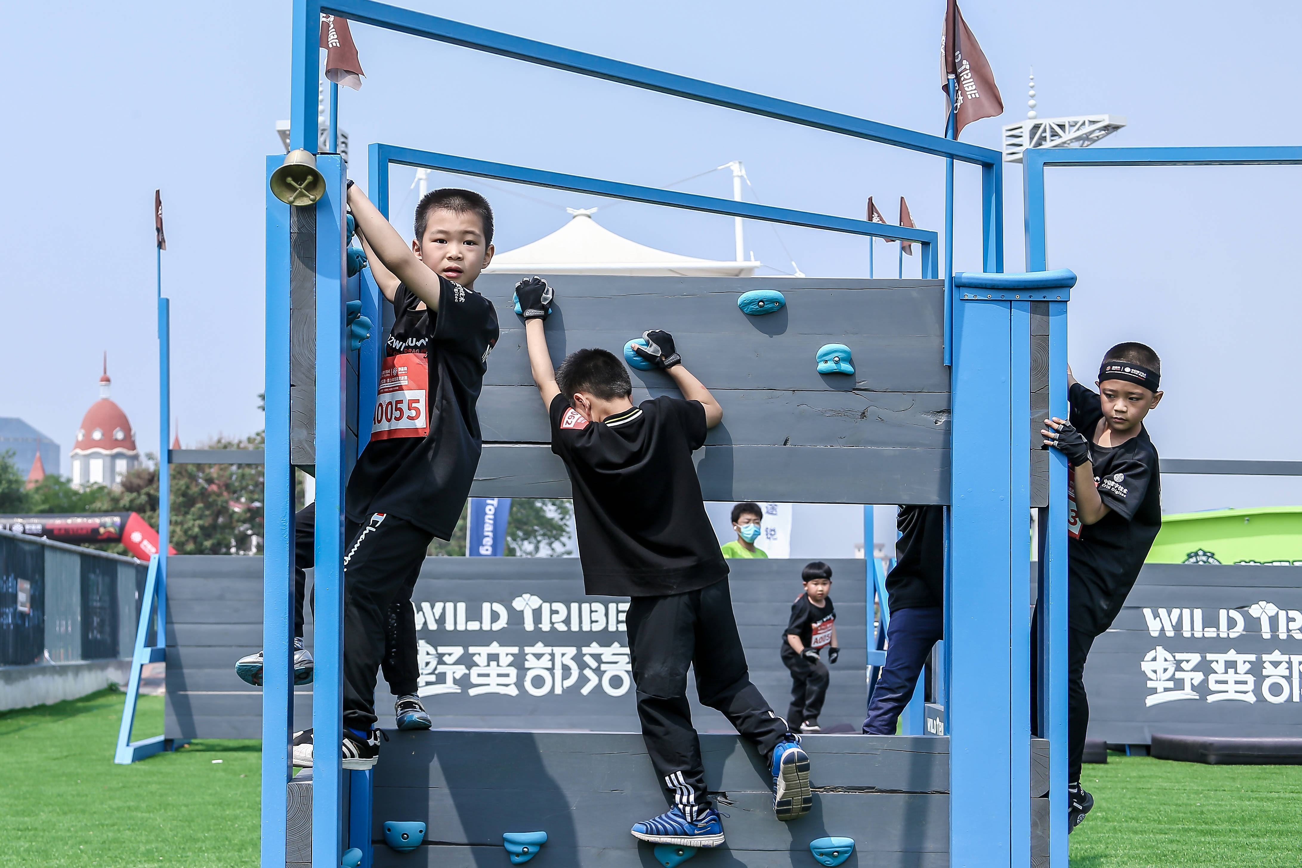 2021青少年障碍竞速赛 500余组家庭参与盛会