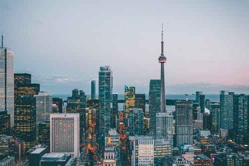 浪莎股份市值缩水七成背后：股东高比例质押 业