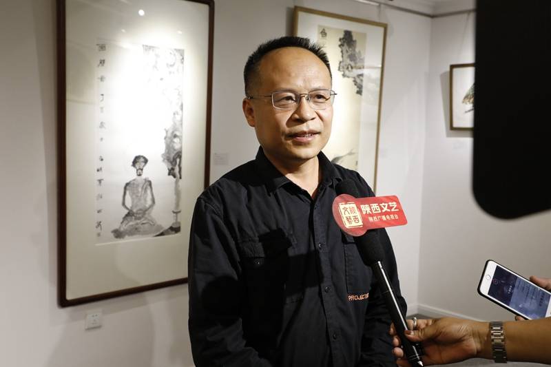 "艺海藏真一一马永明,赵修涛中国画作品展"在西安中大国际开幕