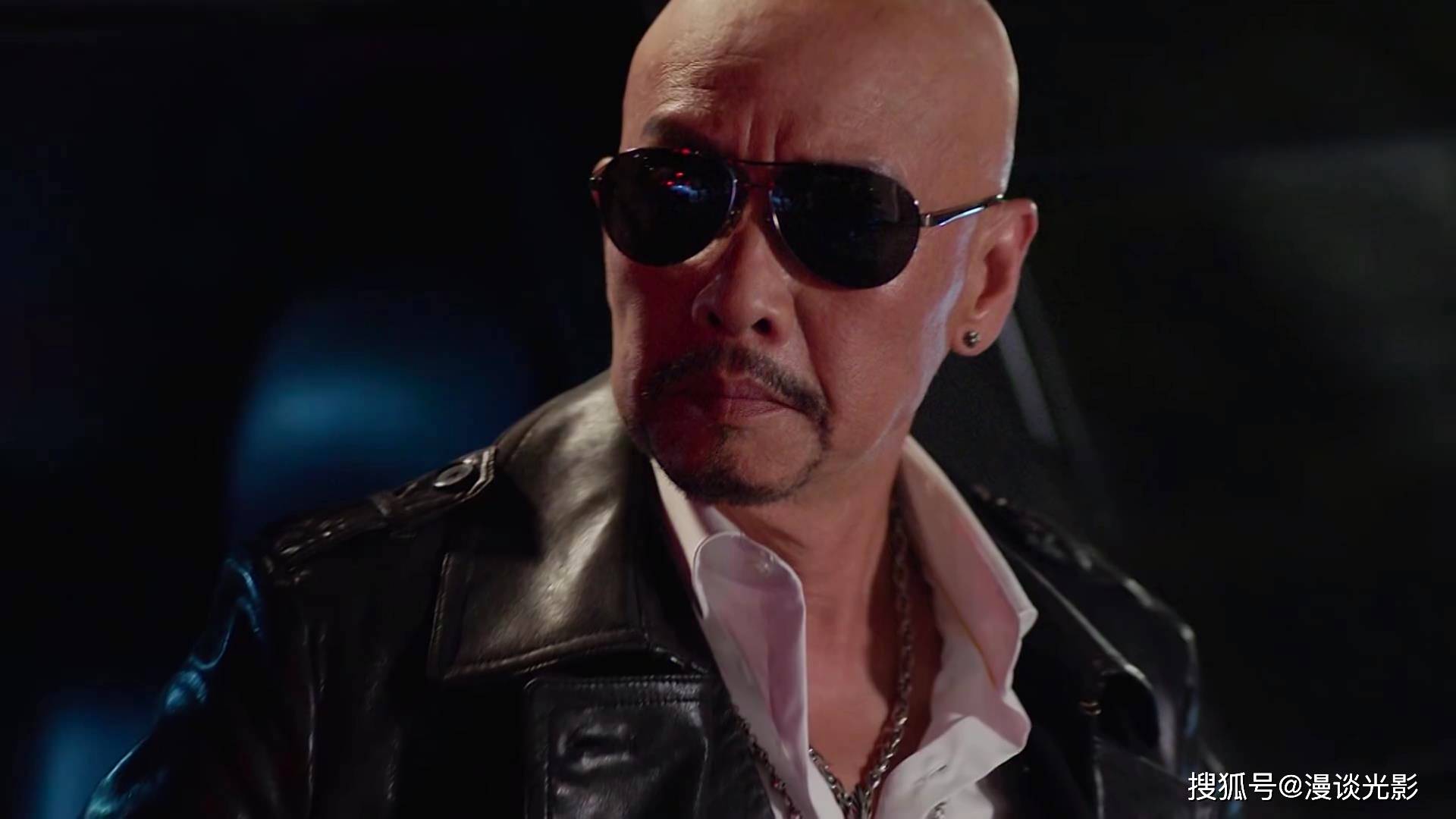 《欺诈剧团》帮南叔(杜燕歌)弥补爱情遗憾,故事引发无数人共鸣