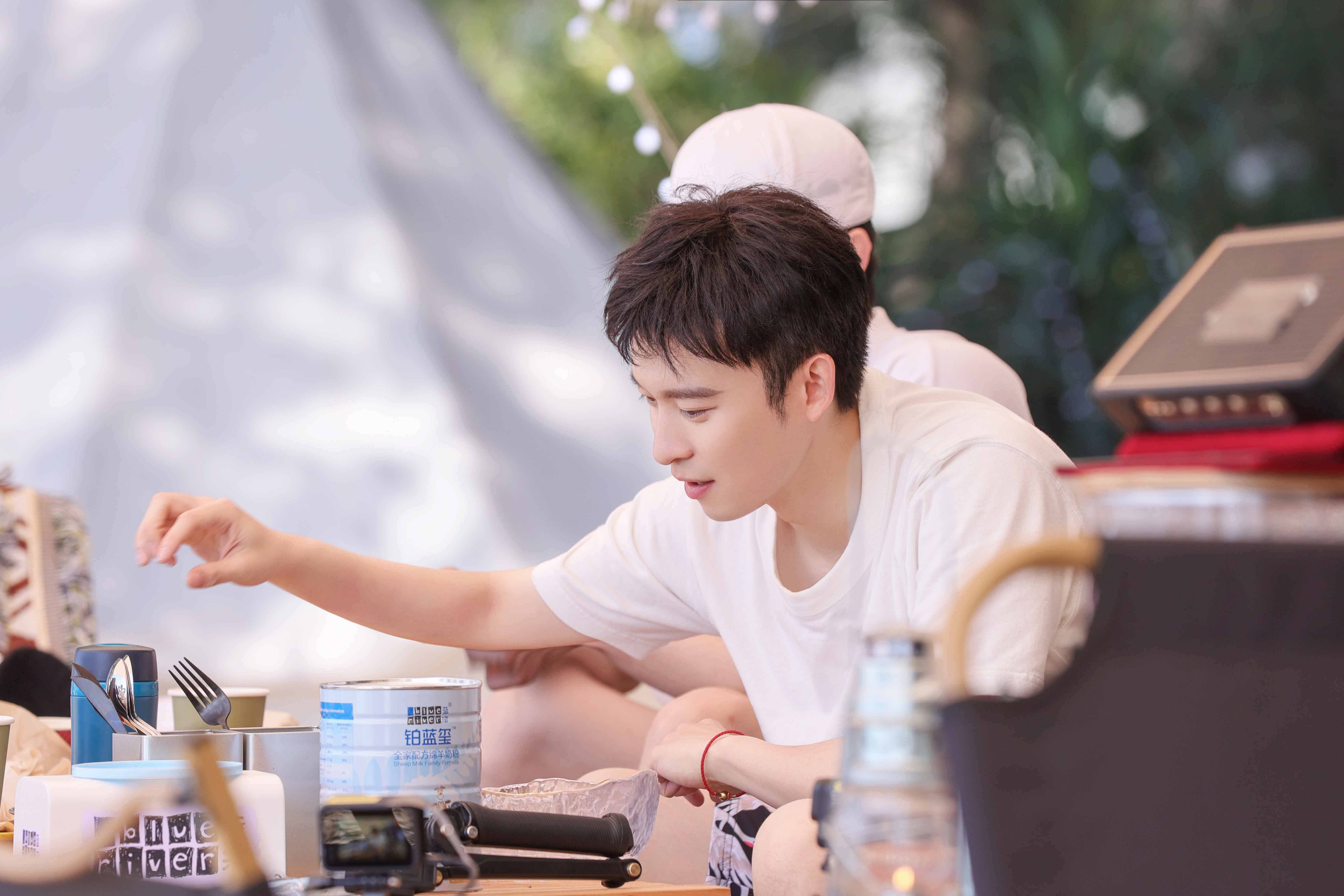 董子健《恰好是少年》展现运动天赋 因谢宏祖一角再次引发网友热议