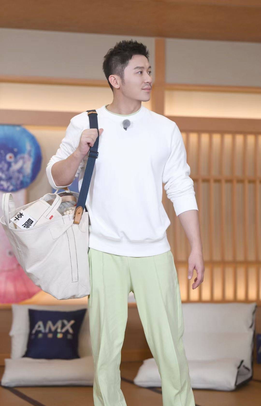 《奔跑吧9》解锁跑男团口袋的秘密!"大黑牛"李晨再现神级能力