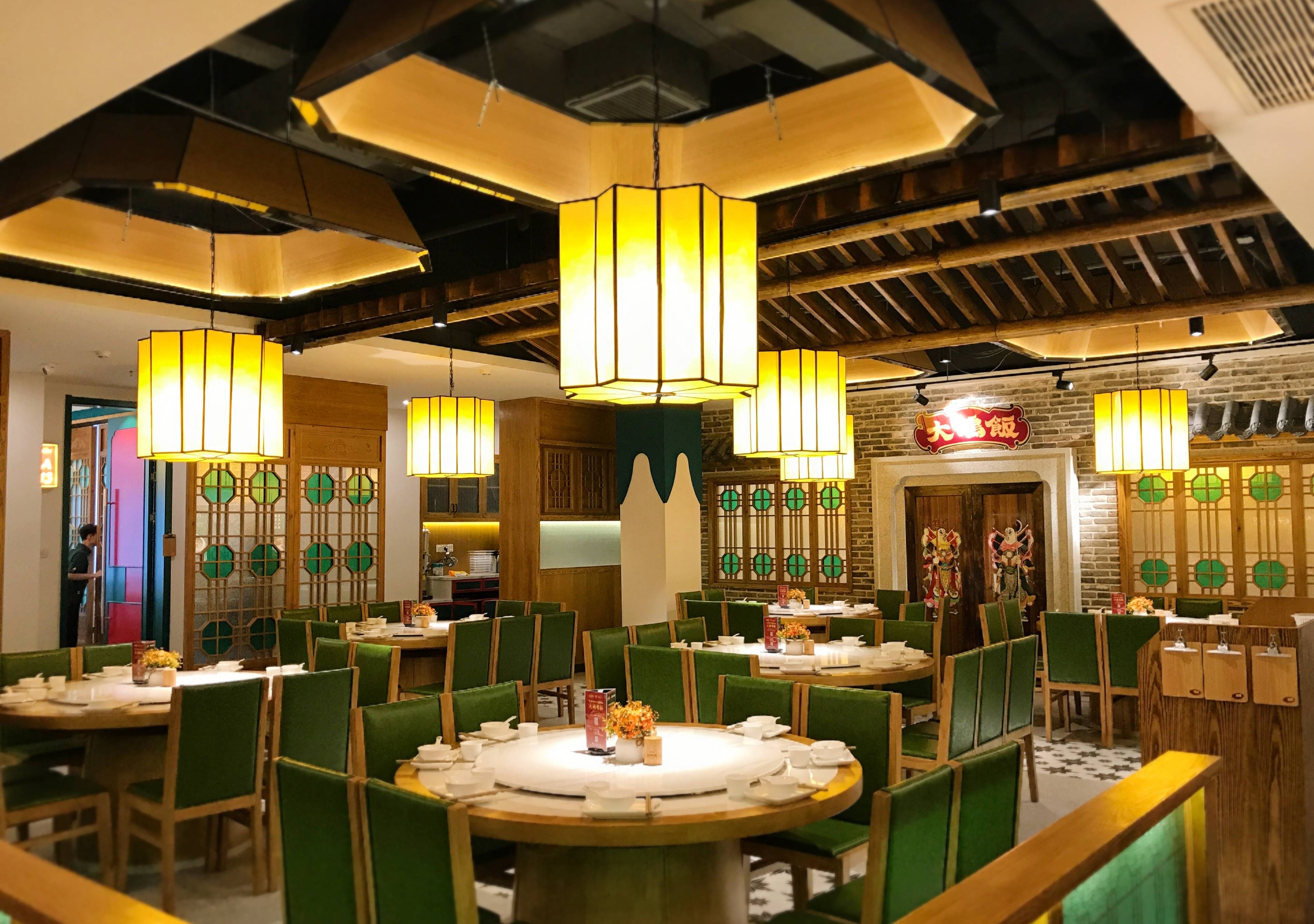 大鸽饭新店开业十四年用心打造火爆鸽品