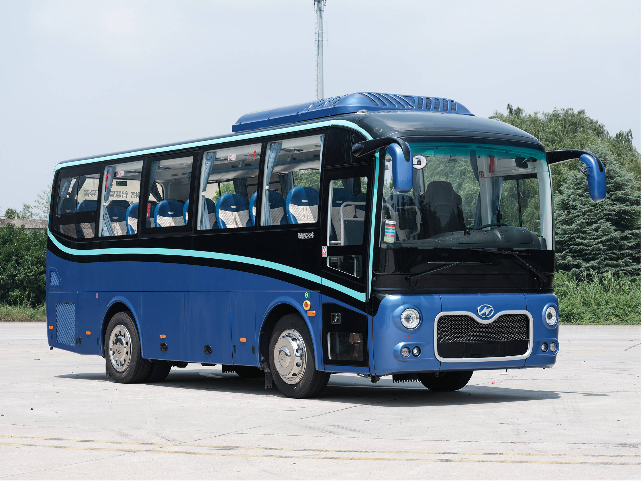 凝聚转型合力苏州金龙智慧闪耀2021中国道路客运转型发展高峰论坛