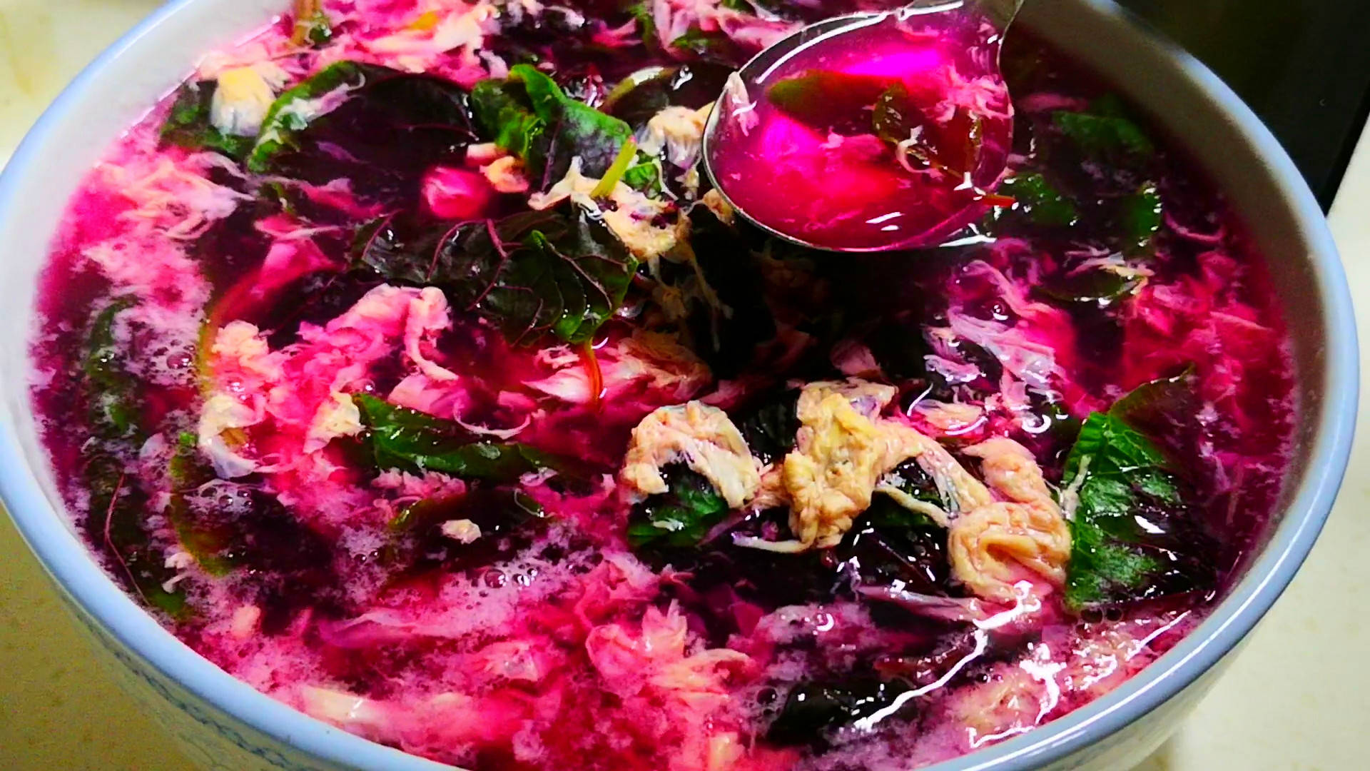 7月,多给家人做这汤,营养非常高,5分钟就上桌,大小朋友都喜欢_苋菜