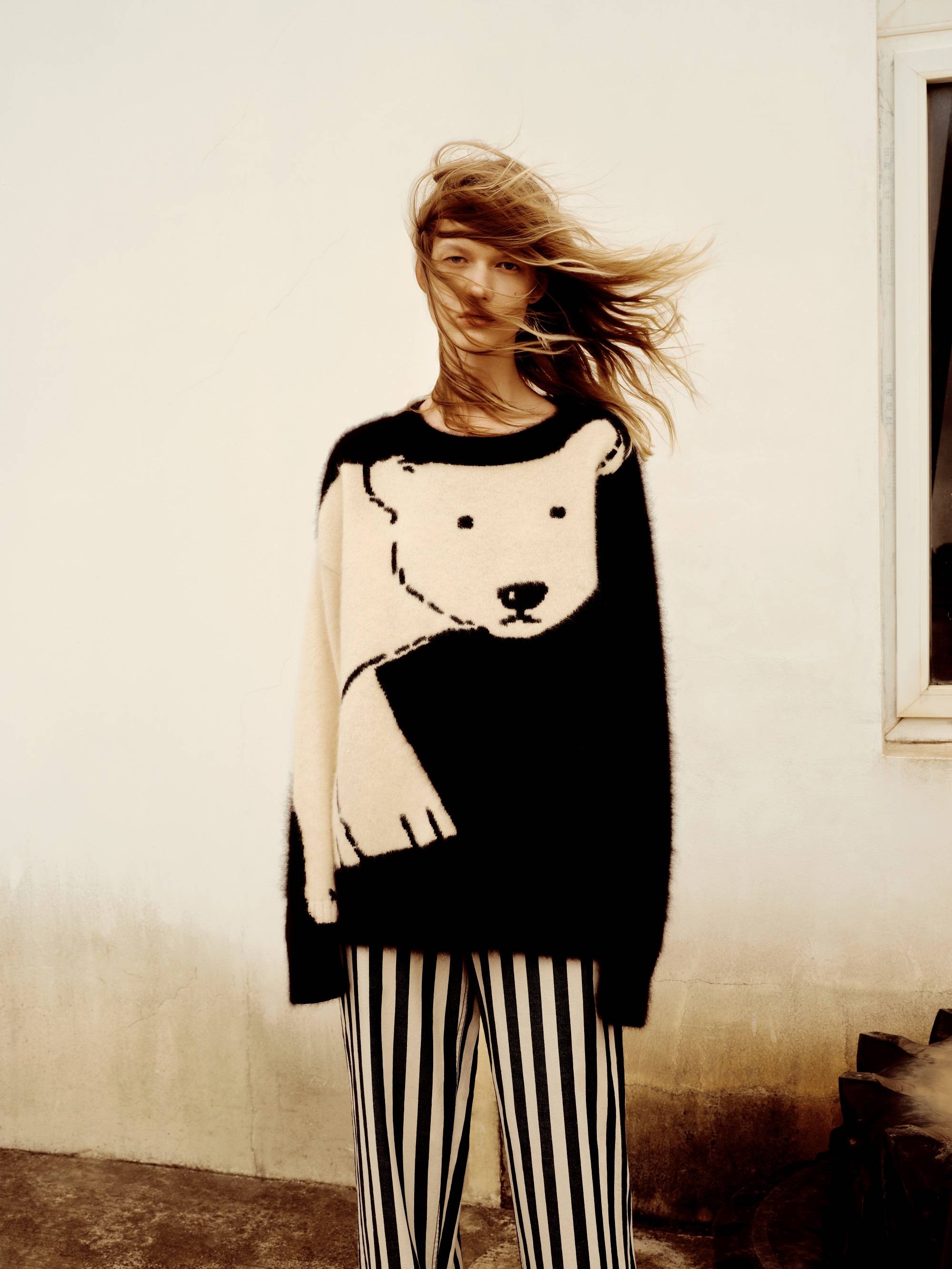 iiiviviniko2021aw形象大片发布俄罗斯异想假日