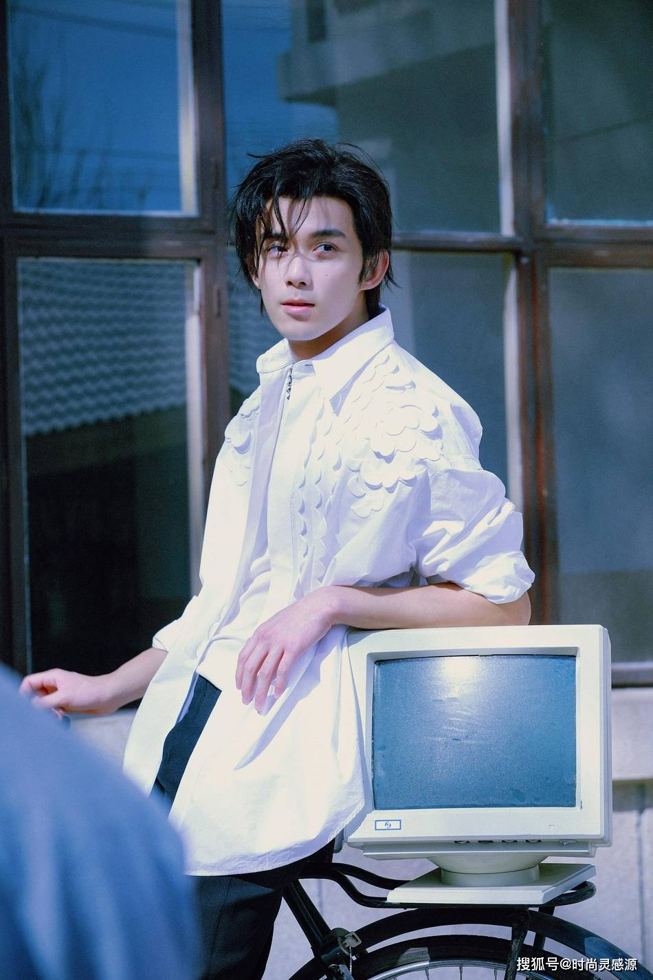 刘昊|你是谁的白衣少年?吴宇恒、吴磊、刘昊然、马启越演绎「少年感」白色造型