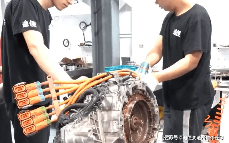 变速箱维修费用贵不贵 dbae9c9a98b94f6ca470b6d6509dc442.png
