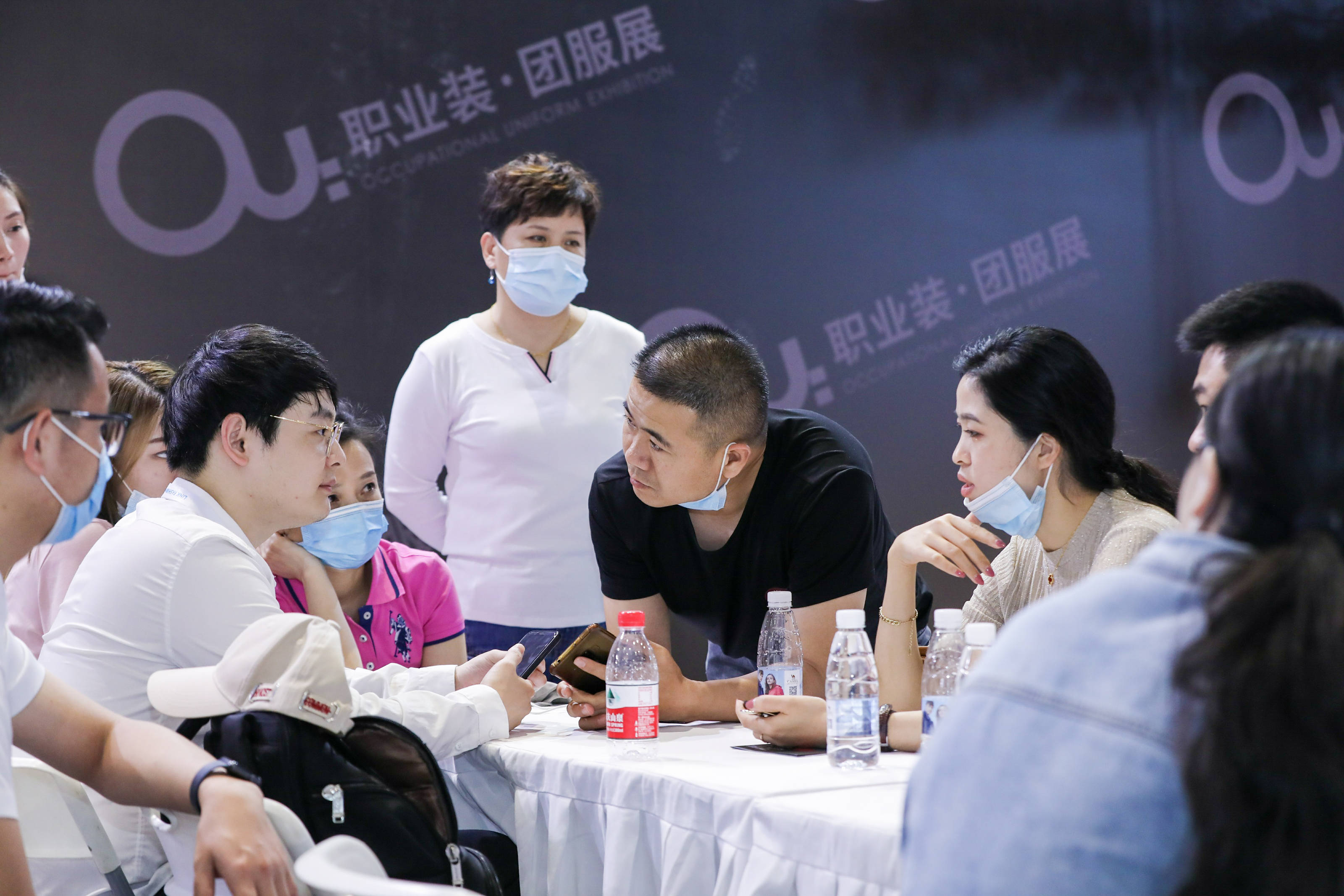 观众|破圈而出！2022 OUE职业装·团服展（上海）正式启航