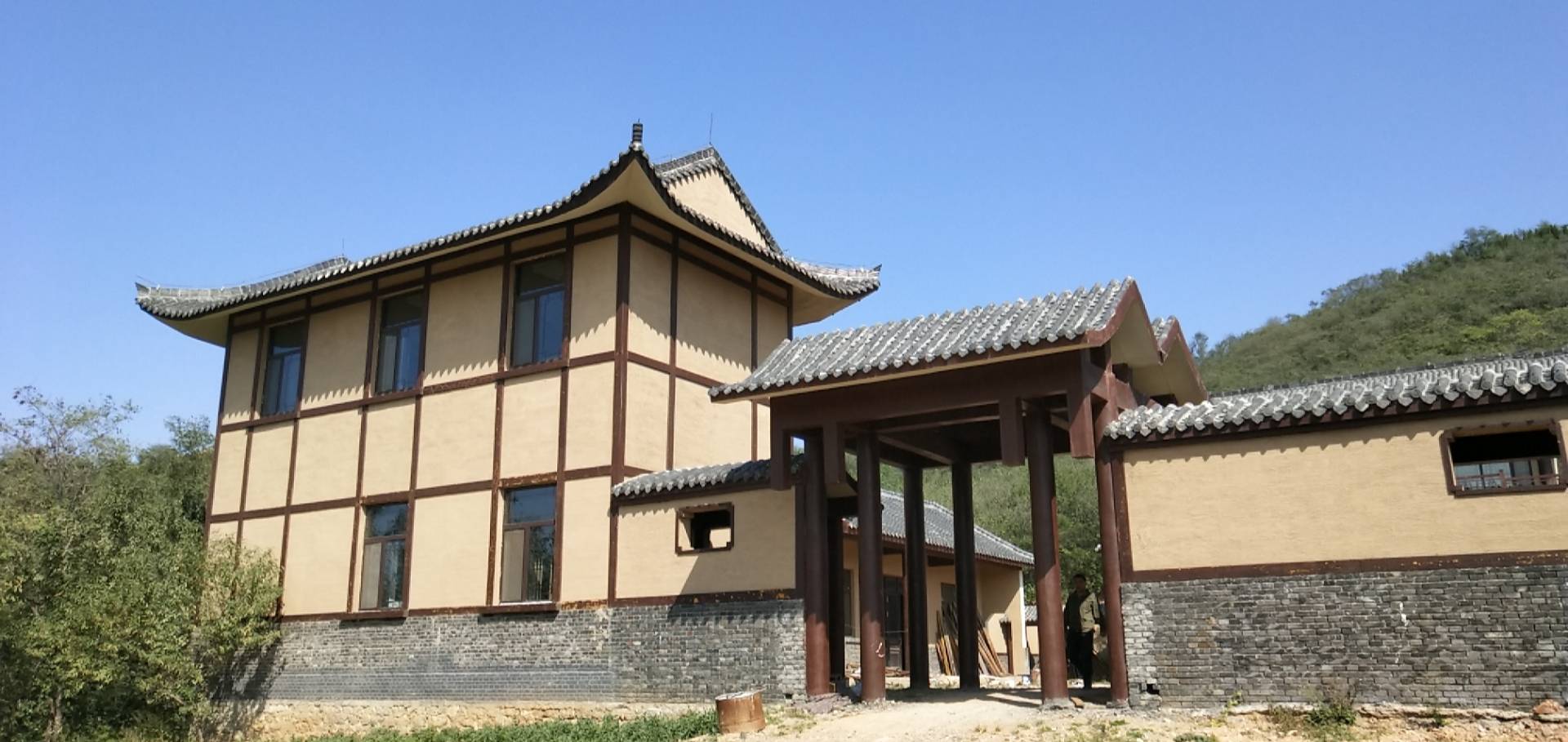 民宿墙壁稻草漆稻草漆之稻壳漆系列产品适应范围:内外墙通用,外墙多