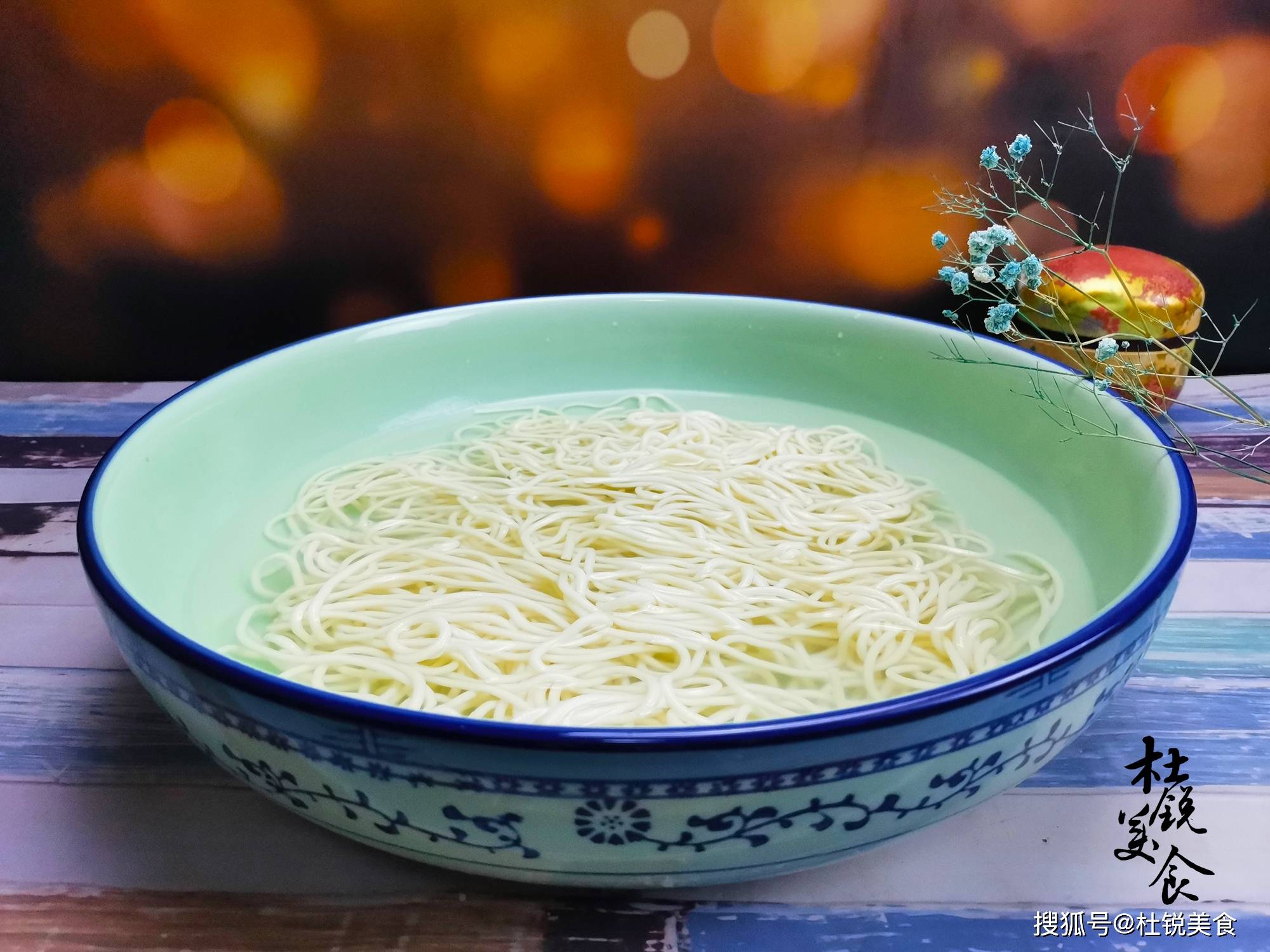 苹果能煮面条吗 52507f74f8734e60924d588827776aed.jpeg