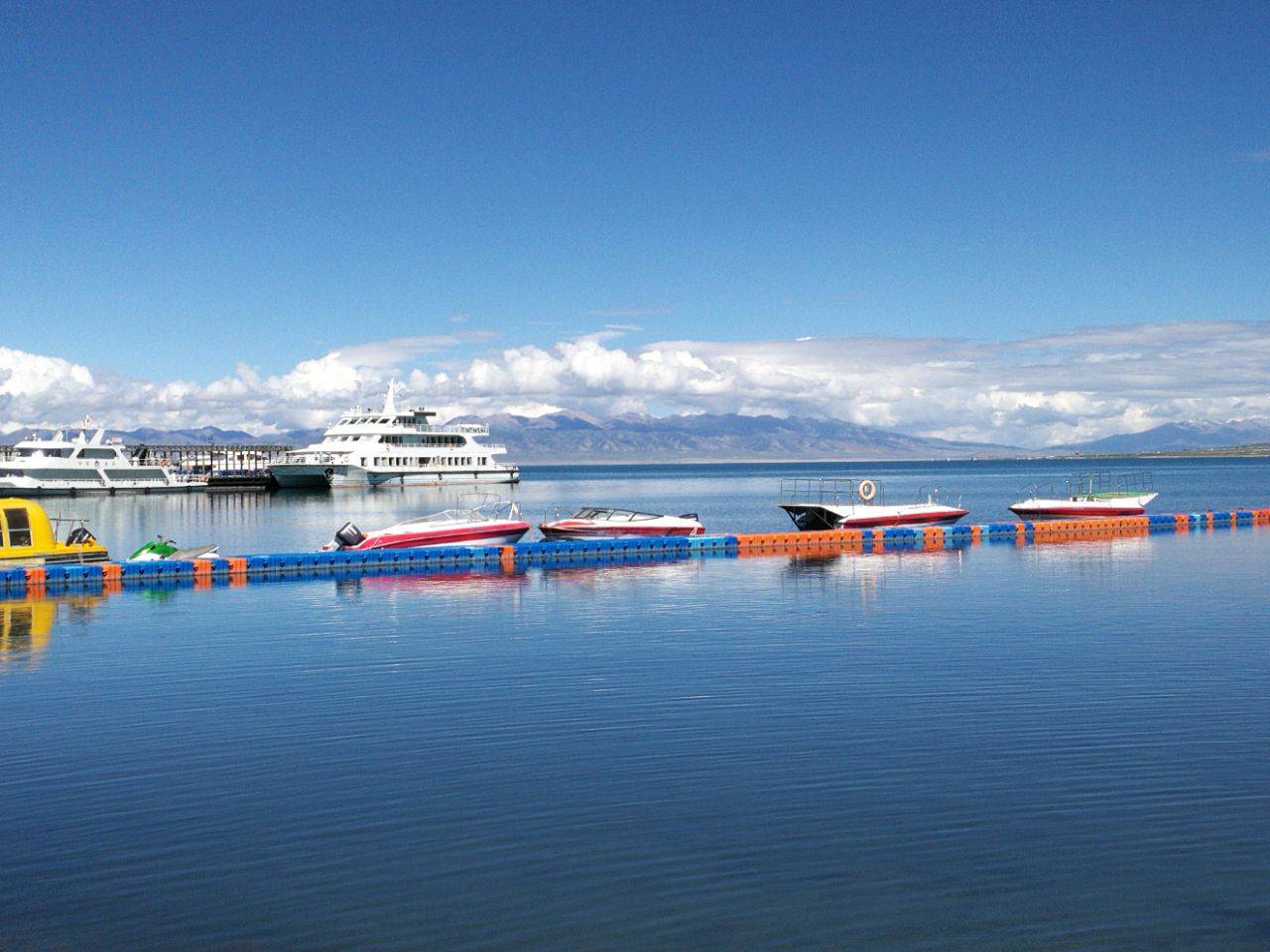 青海湖二郎剑景区美景