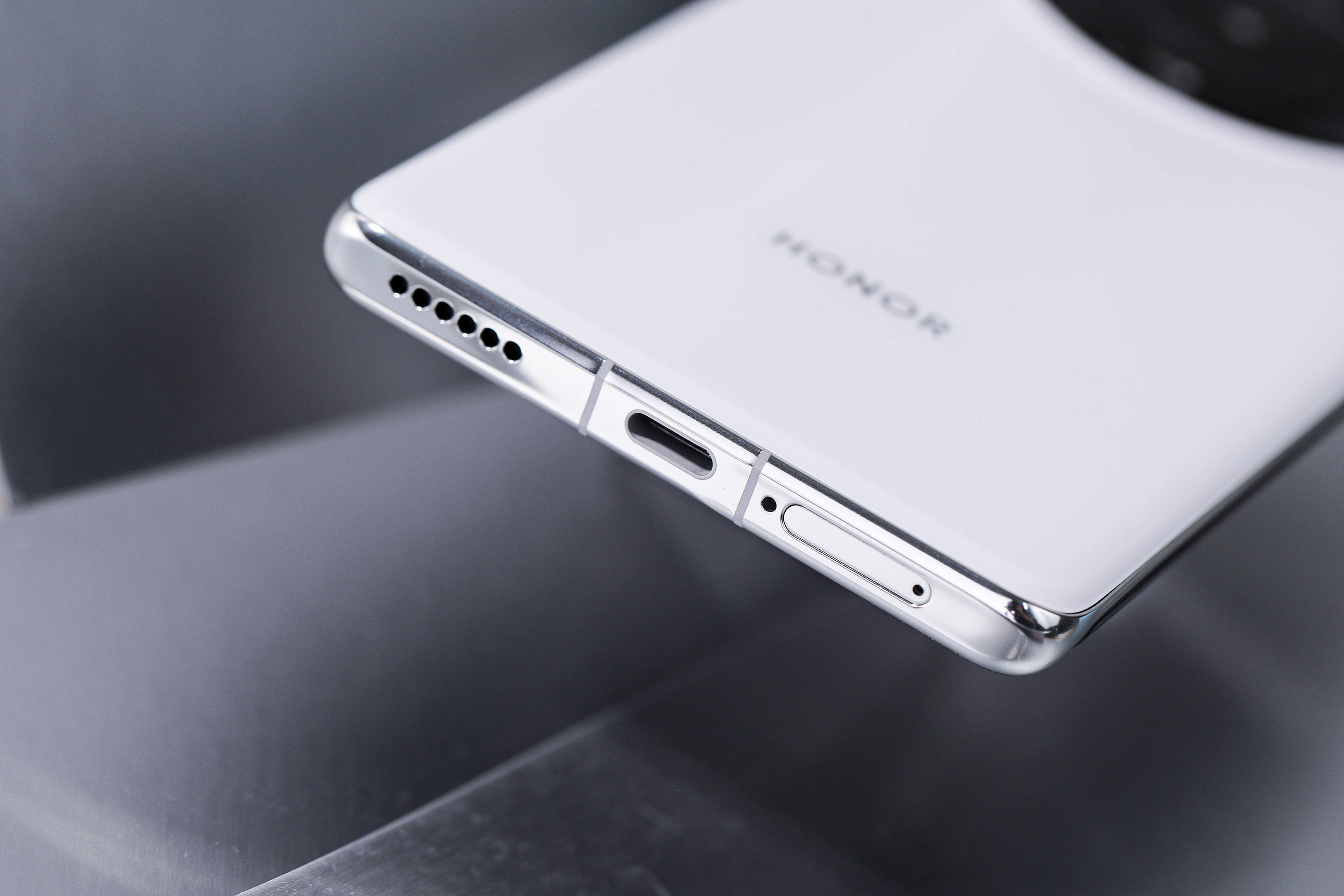 性能与影像俱佳的全能科技旗舰荣耀magic3pro图赏