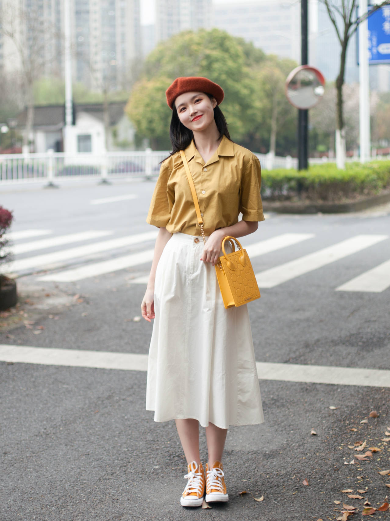 颜色|OOTD｜ORANGE CUBE黄色琴谱包，暖色系穿搭