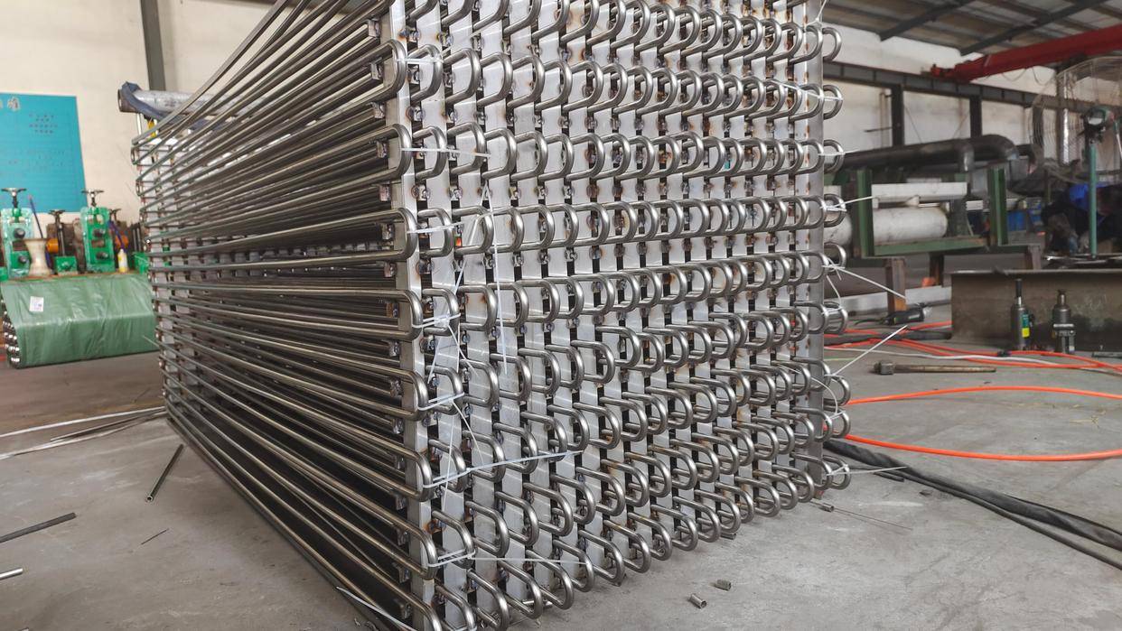 冷凝器用不锈钢蛇形管是什么样的呢