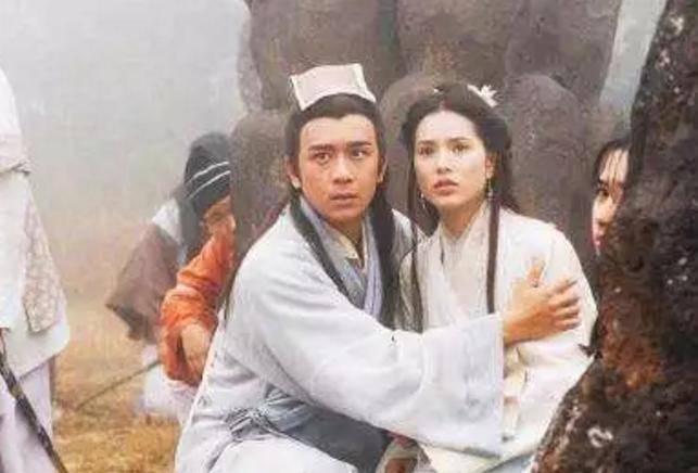 尿裤子|《新版天龙八部》真辣眼，戏说不是胡说，改编不是乱编