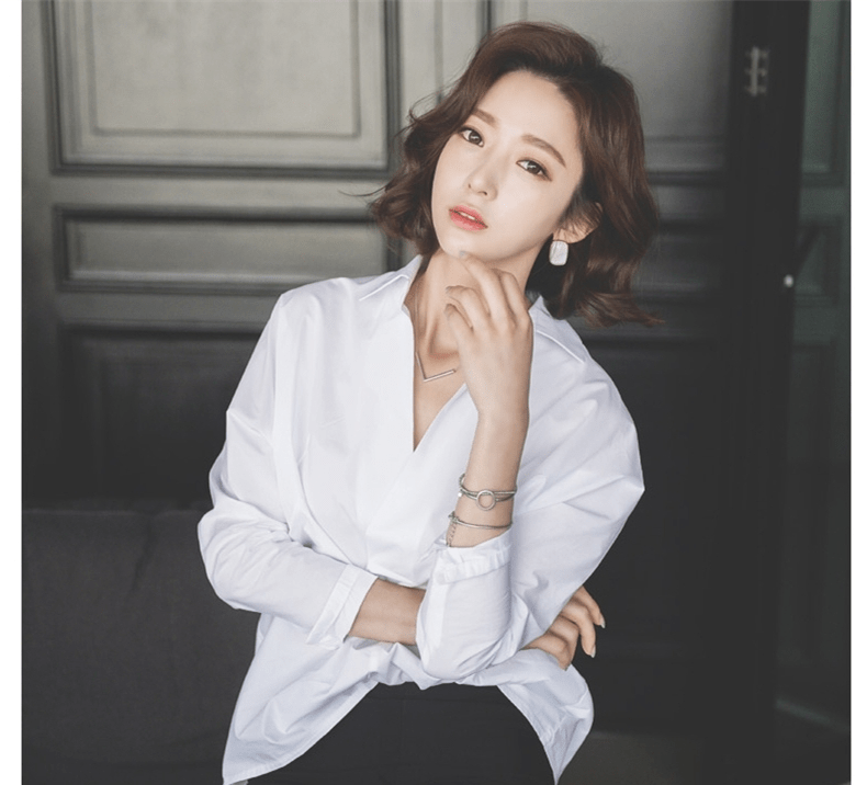 条纹|百搭好看V领衫