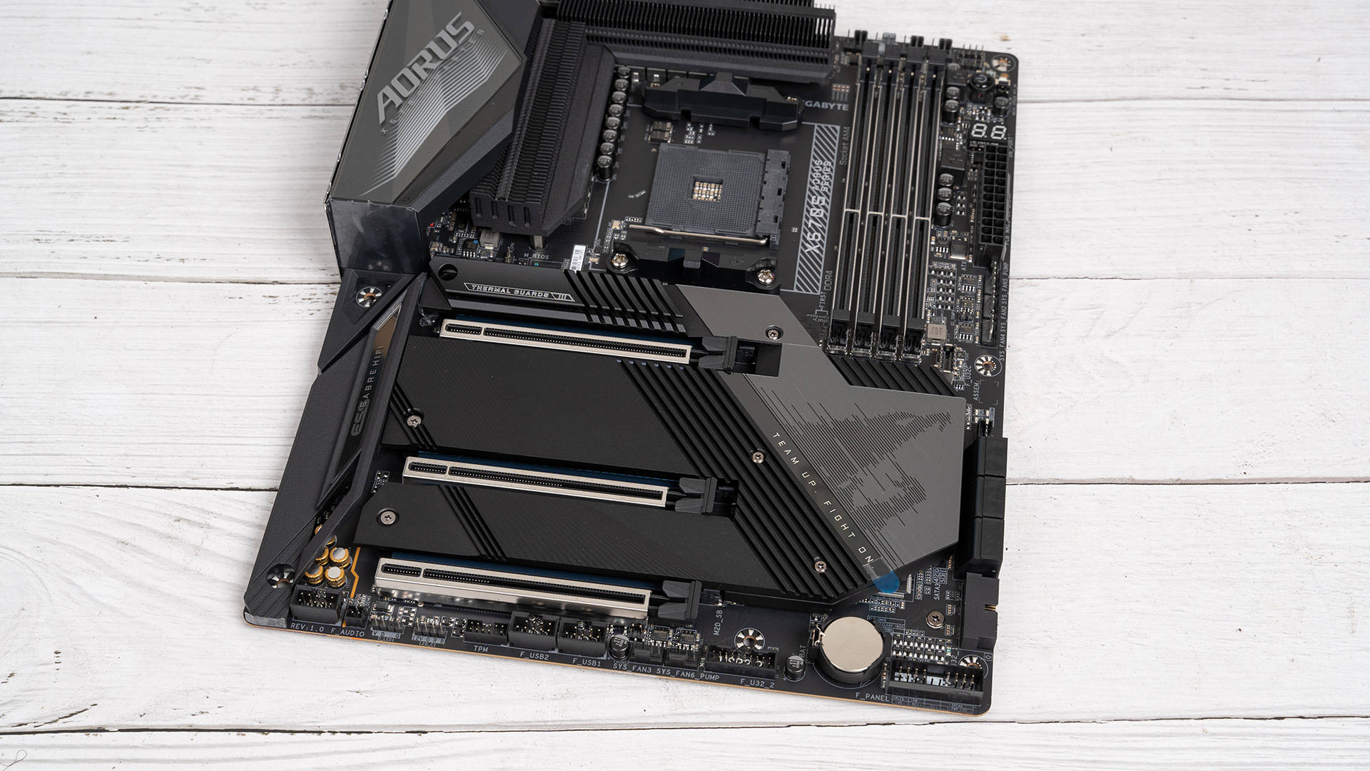 5900x技嘉超级雕x570saorusmaster上手体验升级之处众多战未来