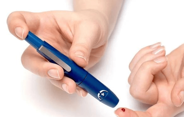 肾脏|糖尿病者：一旦出现4种表现，或许是肾病“找上门”了，别忽视