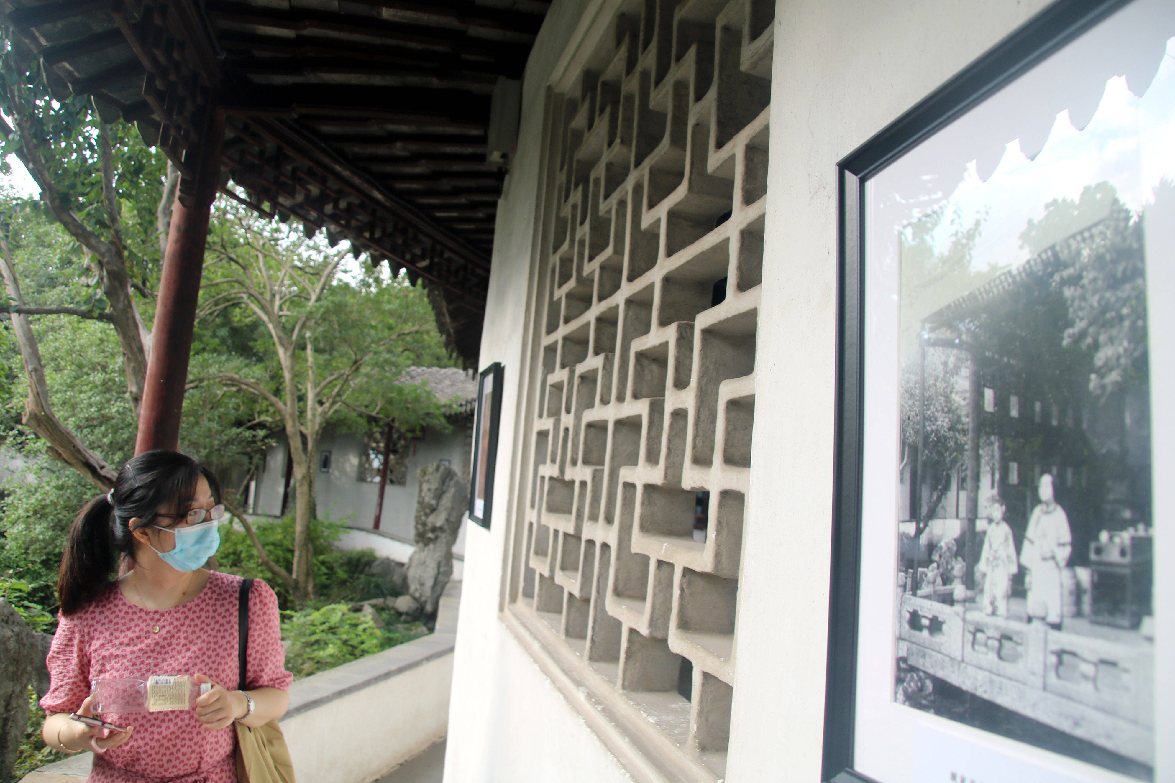 “怡园交游与江南文化文献展”在苏州园林怡园举行