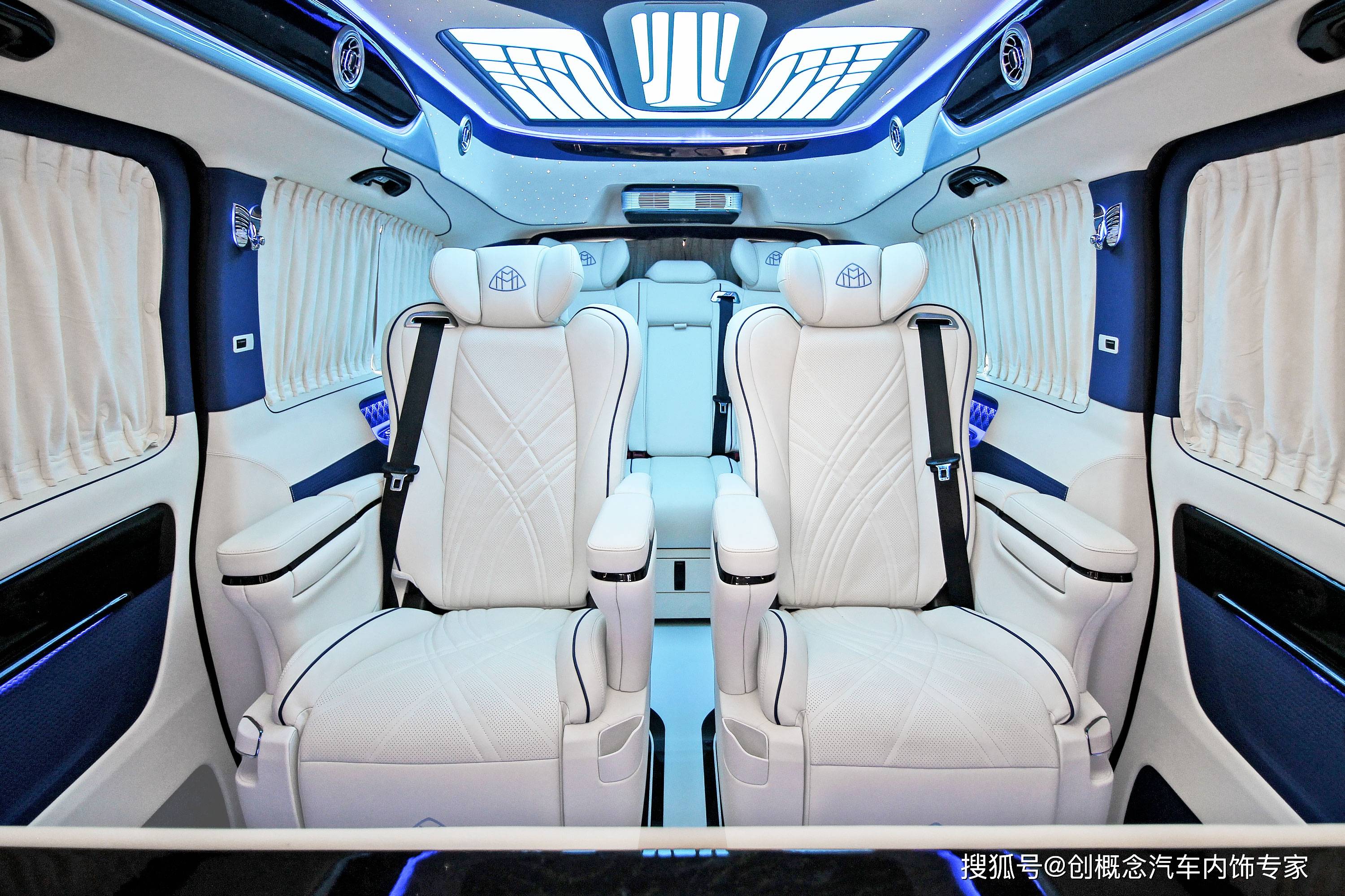 深圳奔驰威霆七座全隔断内饰改装,迈巴赫专属 定制logo 电动航空座椅