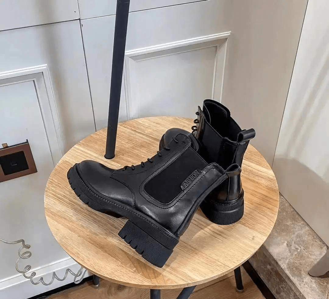 slom|Cog·slom可色｜时髦女孩都在穿的秋冬鞋子清单