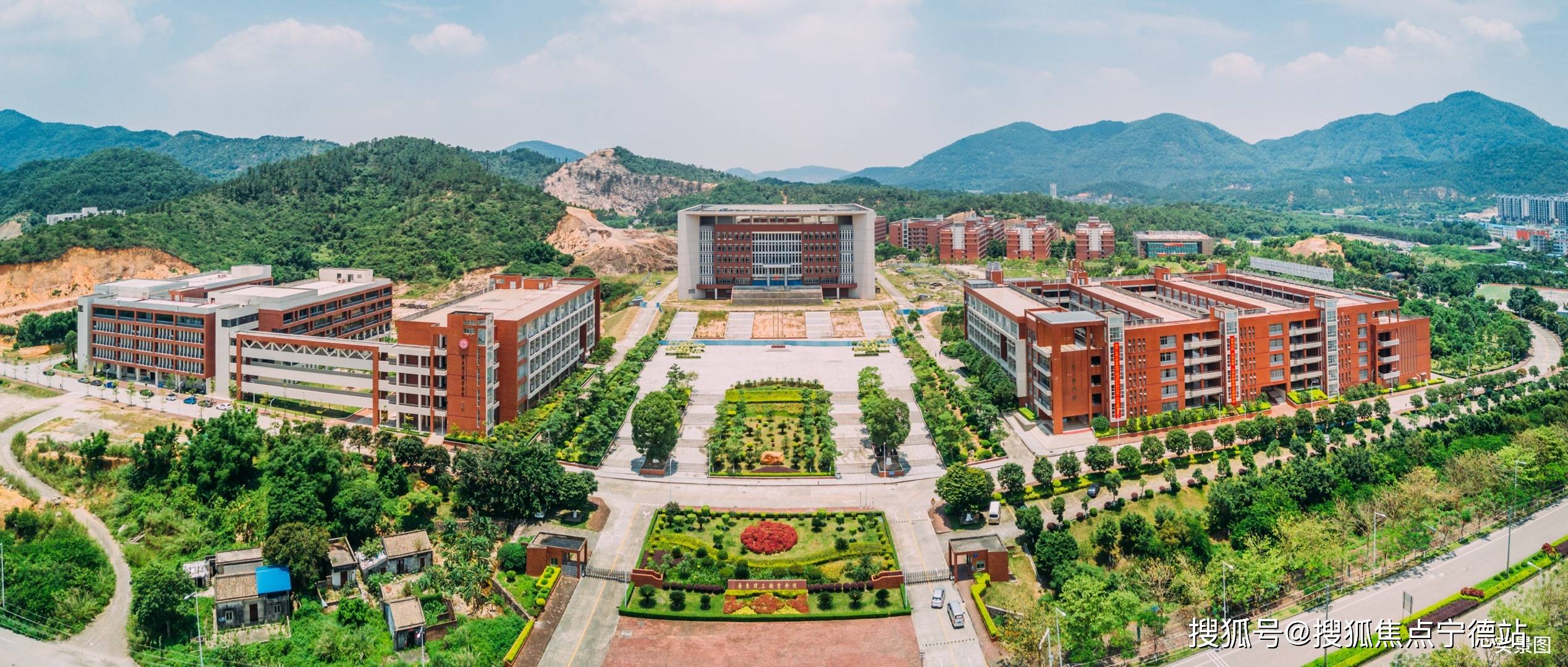 中山万科五桂山四季花城最新房价户型一辈子总要住一次万科