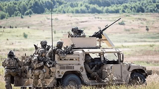 原创武装到牙齿:波兰精锐特种部队强悍战力曝光