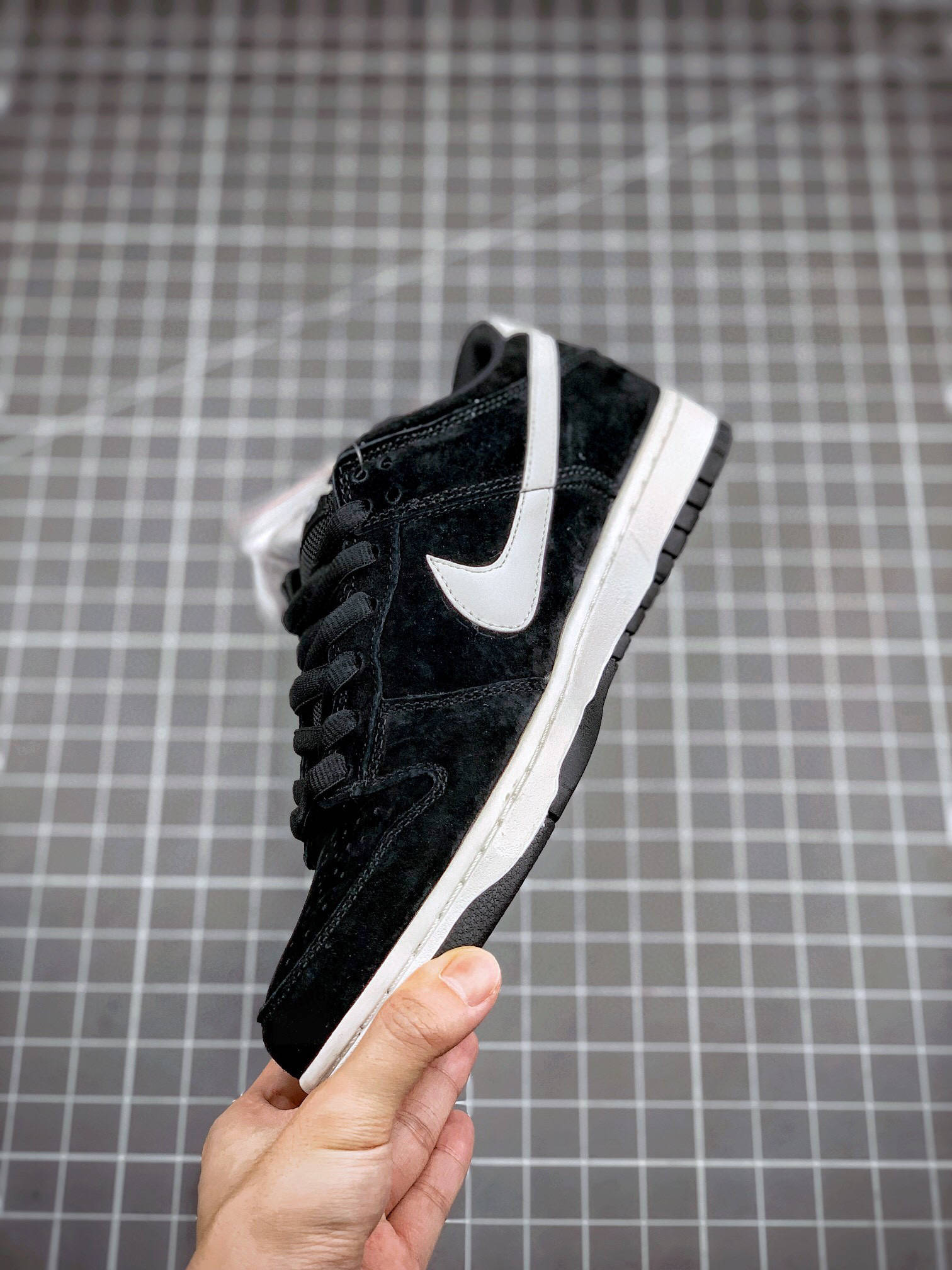 耐克广岛烛台 nike dunk low pro sb 荷兰滑手 weiger 低帮休闲板鞋