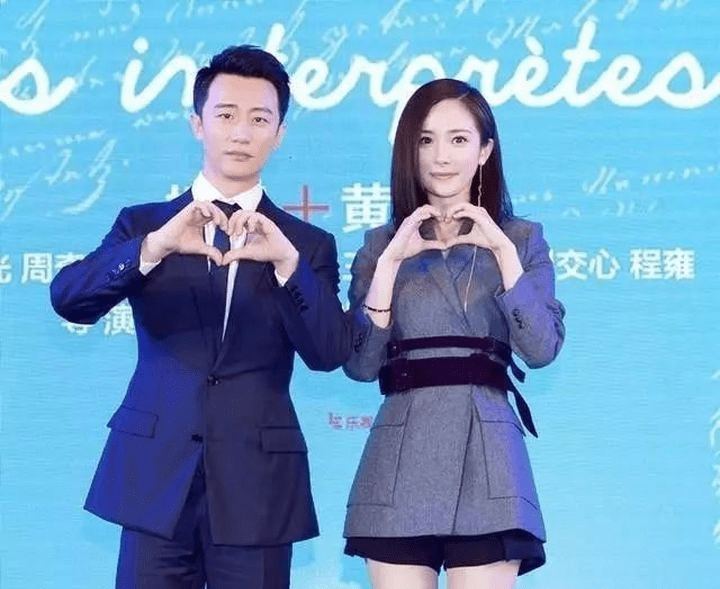 配饰|Gucci古驰双G腰带为什么能火三年?