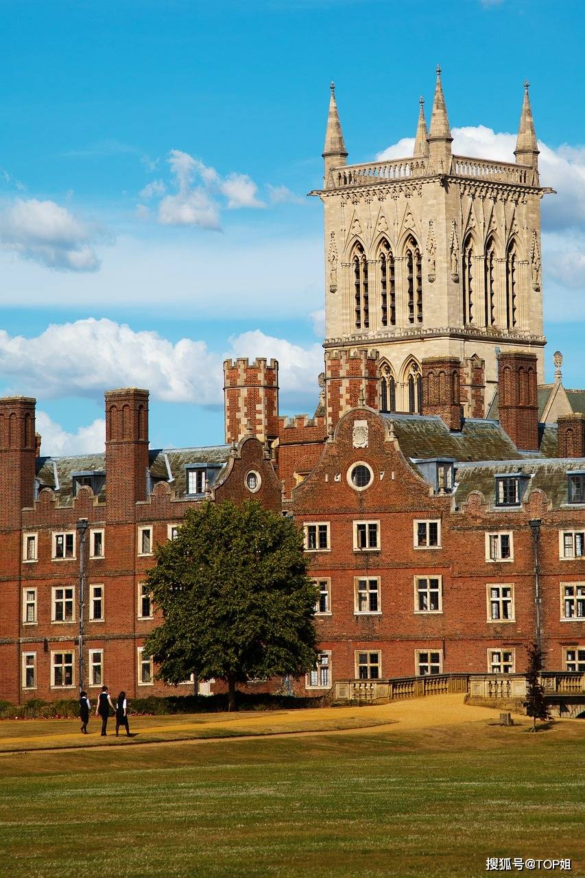 学校商学院不仅是剑桥大学工商管理领域的教学研究中心,也是全球管理