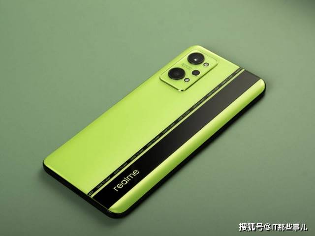 方面|从1500到3000元 被消费者遗忘的几款高性价比手机