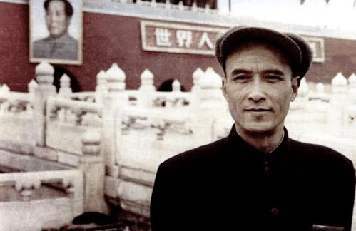 文艺青年田方,勤勉、任劳任怨,令人难忘!