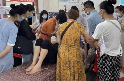 品牌高燃！第39届湖南美博会上绣妆医美惊艳亮相