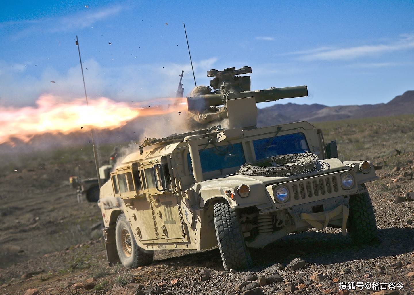 原创bgm71陶式导弹战场出镜率最高最便捷的反坦武器