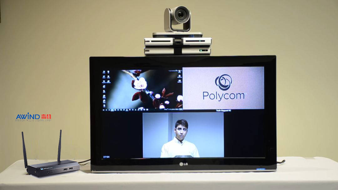 四画面投屏器:支持1-4台设备同时投屏到显示屏幕上.