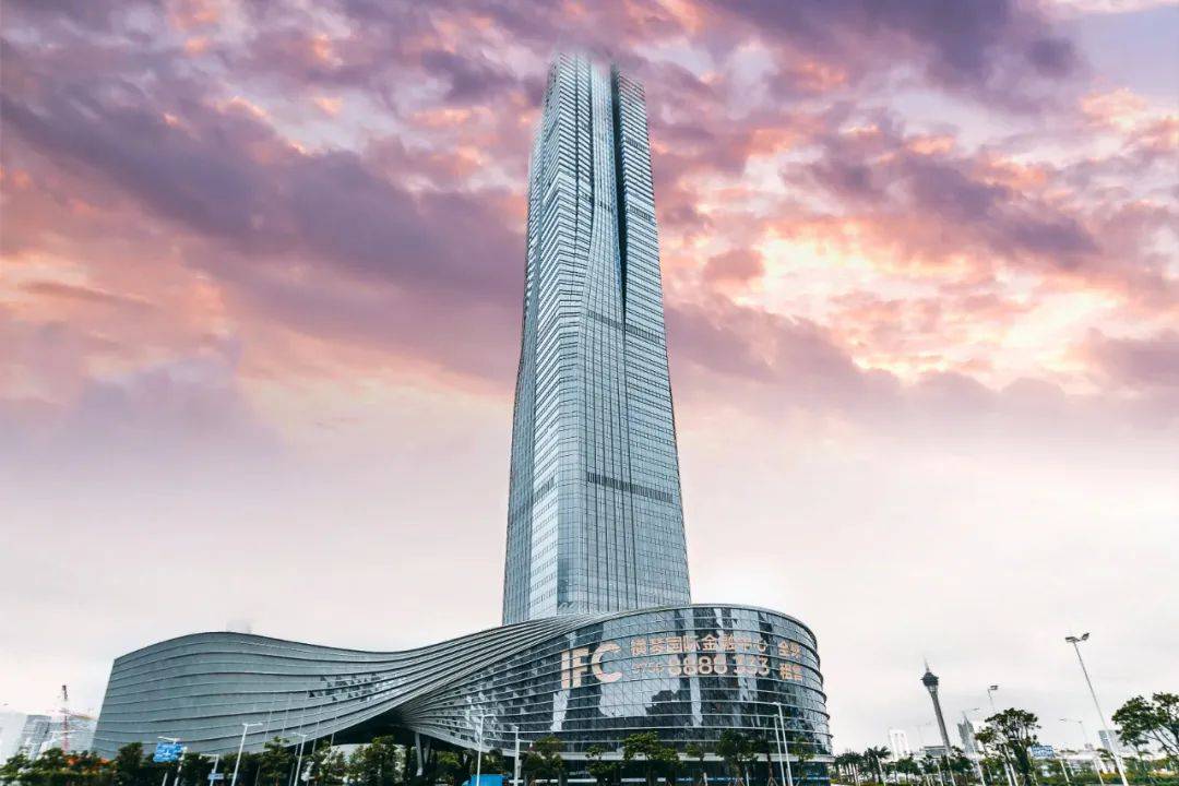 珠海横琴国际金融中心,在云海间与海福乐五金握手