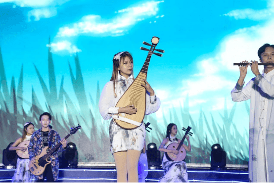 0596139faf2140cfbcff824a300ecd6d.png