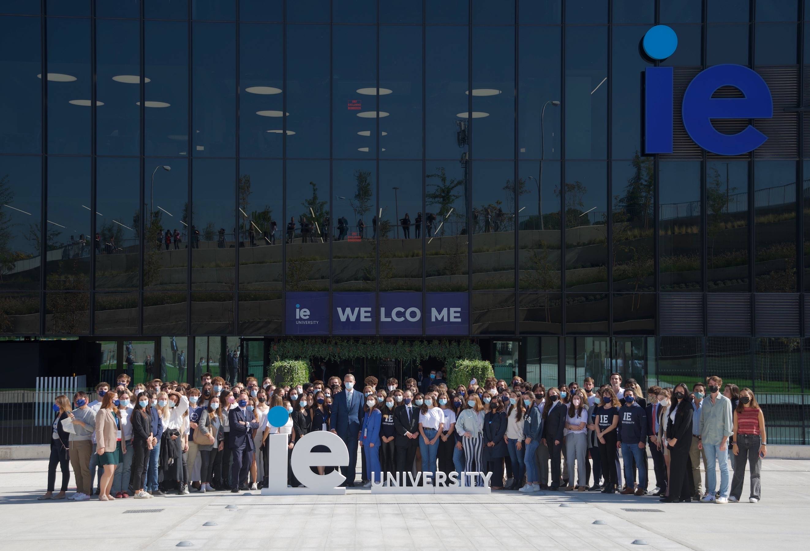 西班牙国王主持ie大学新校区ie大厦落成典礼